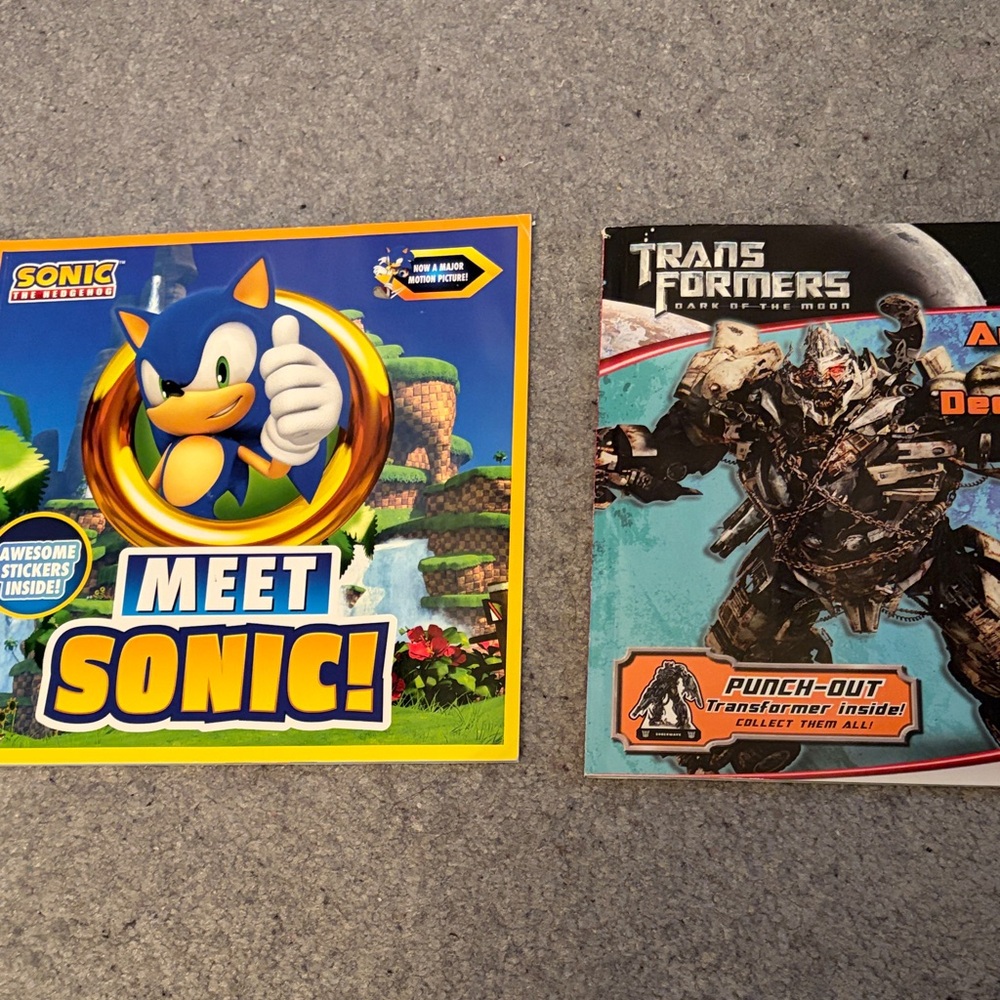 Set of 2 boys books